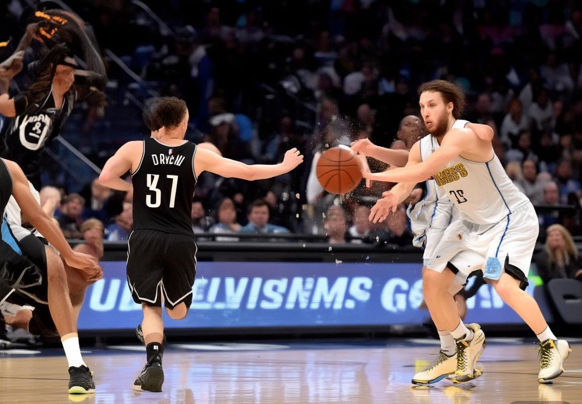 NBA巅峰对决：篮网逆袭掘金，甜蜜胜利下的成长教训(图3)